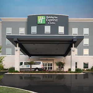 3* Hotel Express & Arpt Elvis Presley Blv By Ihg